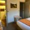 Hotels The Originals City, Hotel Rey du Mont Sion, Saint-Julien-en-Genevois Sud (Inter-Hotel) : photos des chambres