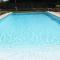 Maisons de vacances Maison de 2 chambres avec piscine partagee jardin clos et wifi a Aubignan : photos des chambres