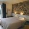 Hotels La Bastide des Muriers : photos des chambres