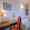 Hotels Hotel Joyet de Maubec : photos des chambres