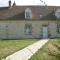 Maisons de vacances Gite Coulonges-sur-Sarthe, 7 pieces, 13 personnes - FR-1-497-118 : photos des chambres