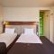 Hotels Campanile Melun Senart : photos des chambres