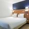 Hotels Comfort Hotel ORLY-RUNGIS : photos des chambres
