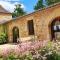 Maisons de vacances Maison de 2 chambres avec piscine partagee terrasse amenagee et wifi a Puy l'Eveque : photos des chambres