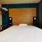 Hotels B&B HOTEL Saint-Martin-de-Crau Alpilles Camargue : photos des chambres