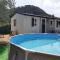 Maisons de vacances Bungalow de 3 chambres avec piscine privee a Gemenos : photos des chambres
