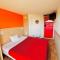 Hotels Premiere Classe St Quentin en Yvelines Elancourt : photos des chambres