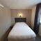 Hotels HOTEL DU GRAND LAC : photos des chambres