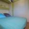 Campings Beautiful caravan in Casalabriva with 2 Bedrooms and WiFi : photos des chambres
