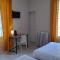 Hotels Contact Hotel de France : photos des chambres