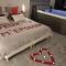 Appartements Nuit romantique avec Jacuzzi SPA privatif proche TOULOUSE : photos des chambres