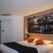 Hotels Logis Angers Sud : photos des chambres
