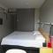 Hotels ibis Saintes : photos des chambres