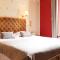 Hotels Logis Grand Hotel Bourbon-Lancy : photos des chambres