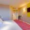 Hotels Kyriad Lyon Est - Saint Bonnet De Mure : photos des chambres