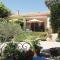Maisons de vacances Amazing Home In Bdarrides With 3 Bedrooms, Wifi And Private Swimming Pool : photos des chambres
