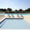 Maisons de vacances Attractive holiday home in Les Forges with shared pool : photos des chambres