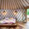 Tentes de luxe Yourte La Desirade : photos des chambres