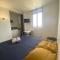 Appartements Studio 2 pers face gare SNCF Appart Hotel le Cygne D2 : photos des chambres