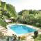 Maisons de vacances Amazing Home In Saint-pe-sur-nivelle With Wifi, Private Swimming Pool And Outdoor Swimming Pool : photos des chambres