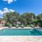 Maisons de vacances LS1-417 BAJAS Charmante villa individuelle avec piscine chauffee, a Aureille, dans les Alpilles – 10 personnes : photos des chambres