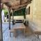 Maisons de vacances Gite familial pierre avec piscine en campagne : photos des chambres