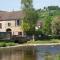 Maisons de vacances Rivierhuis aan de rivier bij Vezelay : photos des chambres