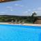 Appartements Small gite for 2 with pool in peaceful Burgundy countryside : photos des chambres