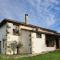 Maisons de vacances New: Stone House & Swimming Lake in Rural Setting : photos des chambres