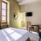 Hotels Logis Hostellerie Bressane : photos des chambres
