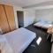 Hotels B&B HOTEL Le Puy-en-Velay : photos des chambres