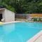 Maisons de vacances Maison de 3 chambres avec piscine partagee jardin clos et wifi a Lagrasse : photos des chambres