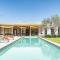 Villas Villa Art Deco : Stylish villa with extra long pool in Sommieres : photos des chambres