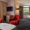 Hotels Holiday Inn Calais Coquelles, an IHG Hotel : photos des chambres