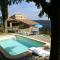 Maisons de vacances Superb holiday home in Chassiers with private pool : photos des chambres