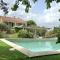 Maisons de vacances Magnifique villa avec piscine au coeur du luberon : photos des chambres