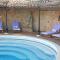 Maisons de vacances Apartment Picasso with pool and private terrace : photos des chambres