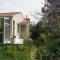 Maisons de vacances Holiday home with private garden, Villes-sur-Auzon : photos des chambres