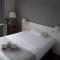 Hotels Contact Hotel ALYS Bourg en Bresse Ekinox Parc Expo : photos des chambres
