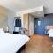 Hotels B&B HOTEL Saintes : photos des chambres