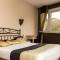 Hotels Brit Hotel Olympia : photos des chambres