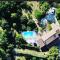Maisons de vacances Magnifique villa -piscine privee vue Mont Ventoux : photos des chambres