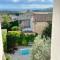 Villas Stunning Languedoc village home, terraces, dipping pool and garden : photos des chambres