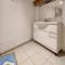 Appartements Awesome Apartment In Les Estables With Wifi And 2 Bedrooms : photos des chambres
