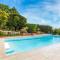 Maisons de vacances Amazing Home In Les Adrets-de-lestre With Outdoor Swimming Pool, Wifi And 5 Bedrooms : photos des chambres