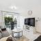 Appartements Chic apart with terrace and parking : photos des chambres
