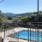 Villas Provencal villa with view and swimming pool : photos des chambres