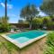 Maisons de vacances Lou Mas Nachiano - Charmante maison avec piscine : photos des chambres