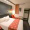 Hotels Best Hotel - Montsoult La Croix Verte : photos des chambres