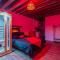 Appartements Love Room - Sauna - Secret Suite au calme : photos des chambres